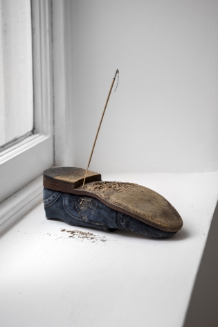 Scarpa, 2019 shoe, clay, incense